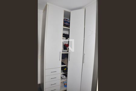 Apartamento à venda com 123m², 3 quartos e 3 vagas Apartamento à venda com 123m², 3 quartos e 3 vagasQuarto 02 com Suíte