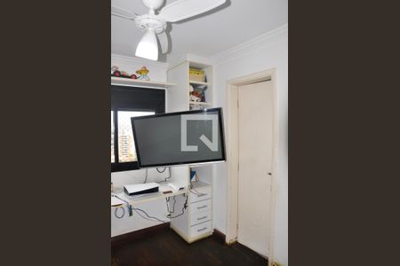 Apartamento à venda com 123m², 3 quartos e 3 vagas Apartamento à venda com 123m², 3 quartos e 3 vagasQuarto 03 com Suíte