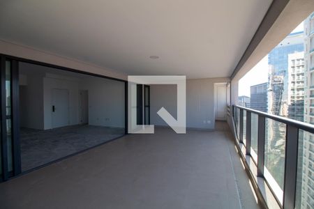 Apartamento à venda com 227m², 4 quartos e 4 vagasVaranda Gourmet