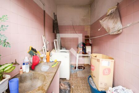 Casa à venda com 70m², 2 quartos e 2 vagasÁrea de Serviço