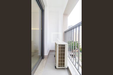 Apartamento à venda com 92m², 2 quartos e 2 vagasSuíte 2 - Varanda