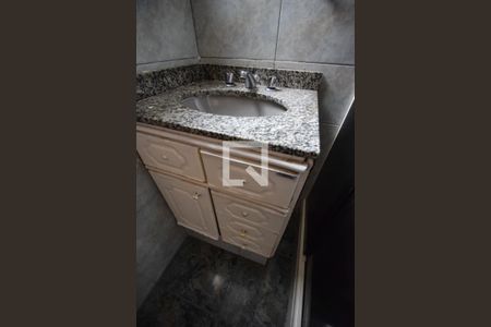 Apartamento para alugar com 64m², 2 quartos e sem vaga Apartamento para alugar com 64m², 2 quartos e sem vagaBanheiro Social