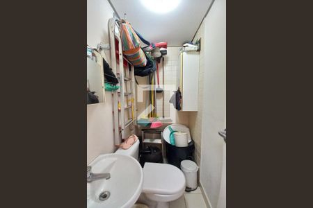 Apartamento à venda com 140m², 3 quartos e 2 vagasBanheiro de Serviço