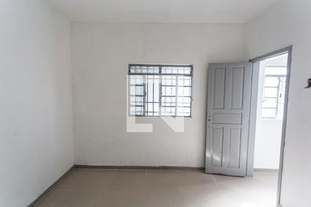 Quarto de casa para alugar com 1 quarto, 26m² em Pompéia, Belo Horizonte