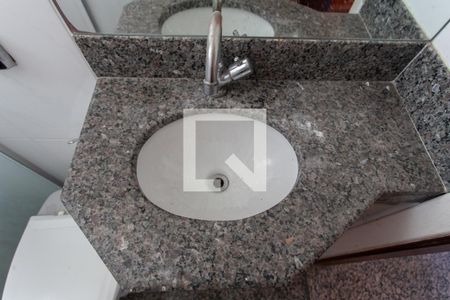 Apartamento à venda com 65m², 3 quartos e 2 vagas Apartamento à venda com 65m², 3 quartos e 2 vagasBanheiro