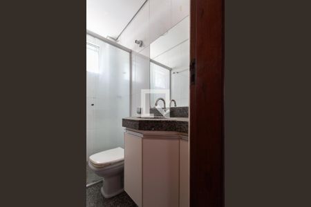 Apartamento à venda com 65m², 3 quartos e 2 vagas Apartamento à venda com 65m², 3 quartos e 2 vagasBanheiro