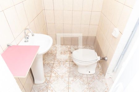 Banheiro Social de casa para alugar com 1 quarto, 50m² em Jardim Gopouva, Guarulhos