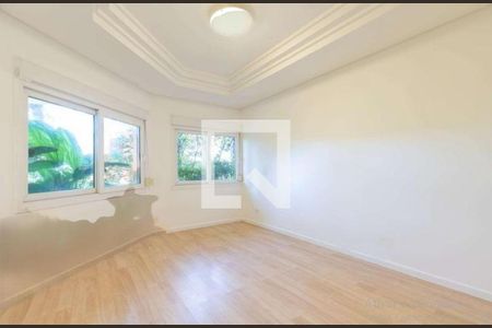 Casa de condomínio à venda com 641m², 4 quartos e 6 vagas