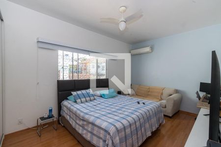 Casa à venda com 180m², 5 quartos e 5 vagas Casa à venda com 180m², 5 quartos e 5 vagasCasa frente - Quarto 3