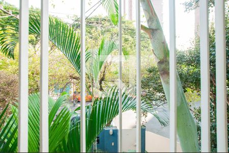 Casa à venda com 187m², 4 quartos e 2 vagas Casa à venda com 187m², 4 quartos e 2 vagasVista do Quarto 3