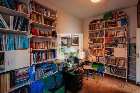 Casa à venda com 187m², 4 quartos e 2 vagas Casa à venda com 187m², 4 quartos e 2 vagasEscritório (Anexo ao Quarto 1)