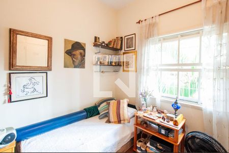 Casa à venda com 187m², 4 quartos e 2 vagas Casa à venda com 187m², 4 quartos e 2 vagasQuarto 3