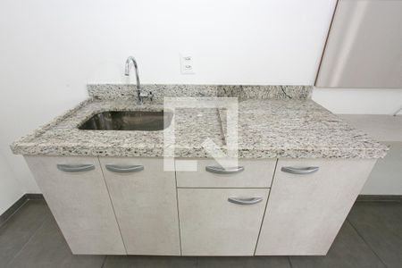 Apartamento à venda com 23m², 1 quarto e sem vaga Apartamento à venda com 23m², 1 quarto e sem vagaCozinha - Armários