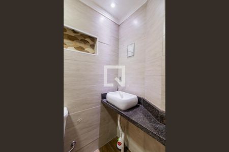 Banheiro de casa à venda com 1 quarto, 60m² em Vila Ponte Rasa, São Paulo