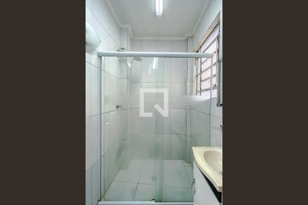 Banheiro de kitnet/studio para alugar com 1 quarto, 32m² em Vila Prudente, São Paulo