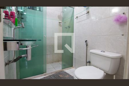 Apartamento à venda com 67m², 2 quartos e 1 vaga Apartamento à venda com 67m², 2 quartos e 1 vagaBanheiro