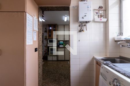 Apartamento à venda com 135m², 3 quartos e 1 vaga Apartamento à venda com 135m², 3 quartos e 1 vagaÁrea de Serviço