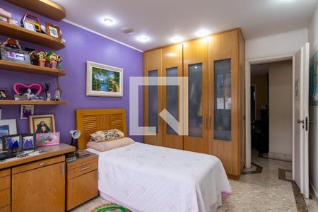 Apartamento à venda com 135m², 3 quartos e 1 vaga Apartamento à venda com 135m², 3 quartos e 1 vagaQuarto 2