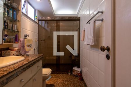 Apartamento à venda com 135m², 3 quartos e 1 vaga Apartamento à venda com 135m², 3 quartos e 1 vagaBanheiro Social