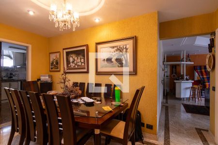 Apartamento à venda com 135m², 3 quartos e 1 vaga Apartamento à venda com 135m², 3 quartos e 1 vagaSala de Jantar