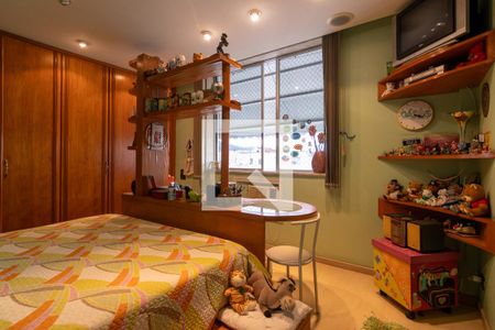 Apartamento à venda com 135m², 3 quartos e 1 vaga Apartamento à venda com 135m², 3 quartos e 1 vagaQuarto 3