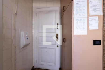 Apartamento à venda com 135m², 3 quartos e 1 vaga Apartamento à venda com 135m², 3 quartos e 1 vagaÁrea de Serviço