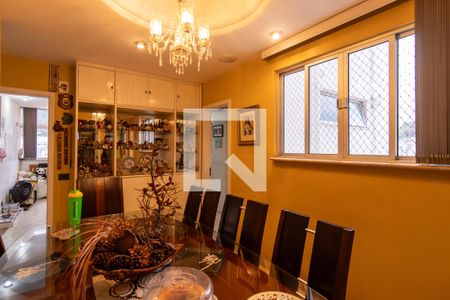 Apartamento à venda com 135m², 3 quartos e 1 vaga Apartamento à venda com 135m², 3 quartos e 1 vagaSala de Jantar