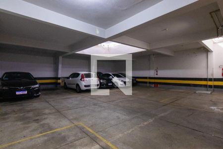 Apartamento à venda com 135m², 3 quartos e 1 vaga Apartamento à venda com 135m², 3 quartos e 1 vagaGaragem