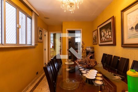 Apartamento à venda com 135m², 3 quartos e 1 vaga Apartamento à venda com 135m², 3 quartos e 1 vagaSala de Jantar