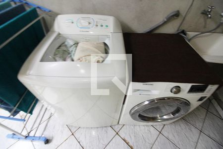 Casa à venda com 215m², 3 quartos e 2 vagasÁrea de Serviço