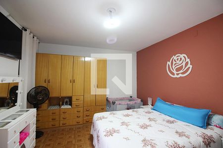 Casa à venda com 215m², 3 quartos e 2 vagasQuarto 1 - Suíte