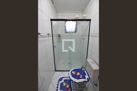 Casa à venda com 215m², 3 quartos e 2 vagasQuarto 2 - Suíte Banheiro