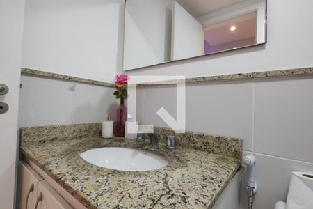 Apartamento para alugar com 78m², 2 quartos e 1 vagaBanheiro Social
