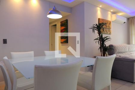 Sala de apartamento para alugar com 2 quartos, 78m² em Jacarepaguá, Rio de Janeiro