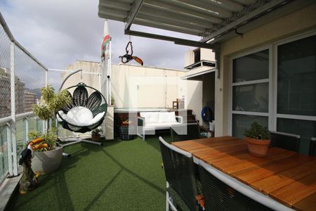 Apartamento à venda com 180m², 3 quartos e 2 vagasÁrea Externa