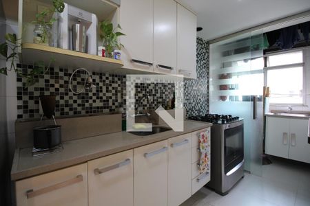 Apartamento à venda com 180m², 3 quartos e 2 vagasCozinha