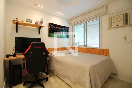 Apartamento à venda com 180m², 3 quartos e 2 vagasQuarto 1