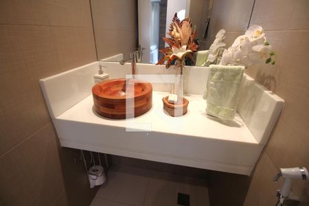 Apartamento à venda com 180m², 3 quartos e 2 vagasLavabo