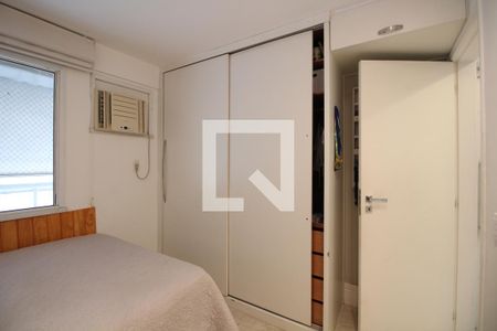 Apartamento à venda com 180m², 3 quartos e 2 vagasQuarto 1