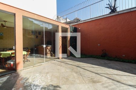 Casa à venda com 300m², 3 quartos e 4 vagasQuintal 