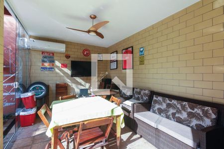 Casa à venda com 300m², 3 quartos e 4 vagasQuintal - Churrasqueira 