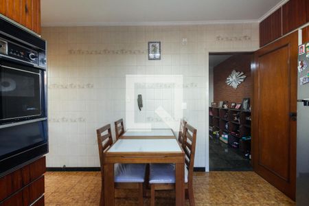 Casa à venda com 300m², 3 quartos e 4 vagasCozinha 