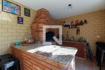Casa à venda com 300m², 3 quartos e 4 vagasQuintal - Churrasqueira 