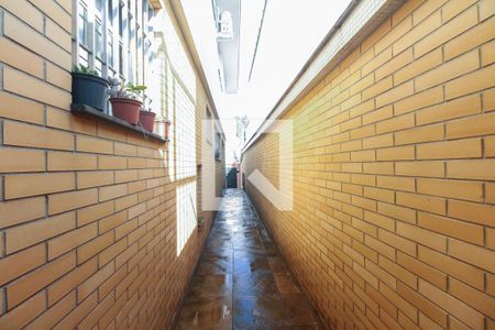 Casa à venda com 300m², 3 quartos e 4 vagasCorredor Lateral 