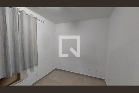 Quarto 1 de apartamento para alugar com 2 quartos, 40m² em Cerâmica, Nova Iguaçu