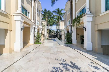 Casa de condomínio para alugar com 227m², 4 quartos e 4 vagasÁrea comum