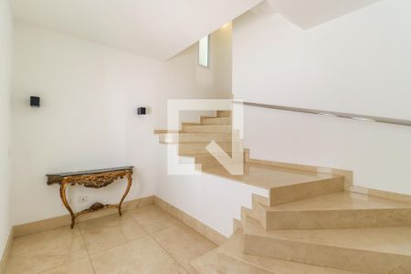 Casa de condomínio para alugar com 227m², 4 quartos e 4 vagasHall de Entrada