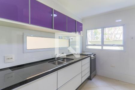 Casa de condomínio para alugar com 227m², 4 quartos e 4 vagasCozinha