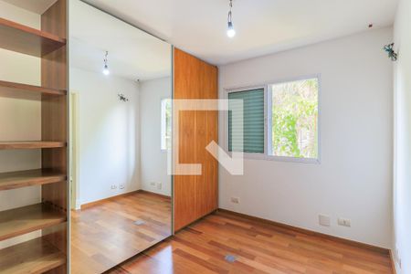 Casa de condomínio para alugar com 227m², 4 quartos e 4 vagasSuíte 3