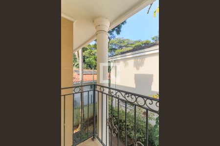 Casa de condomínio para alugar com 227m², 4 quartos e 4 vagasVaranda 1 da Suíte 1